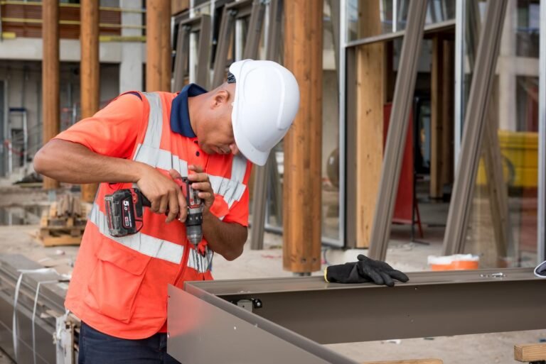 Lire la suite à propos de l’article Emploi intérim en France : une solution flexible pour les entreprises et les travailleurs